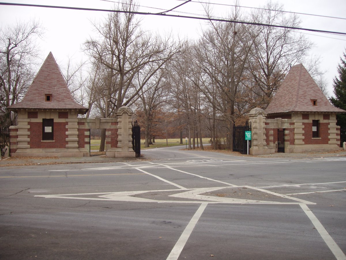 Branch Brook Park Area, NJ - Archivo:Ballantine Gates @ Branch Brook Park.JPG - Wikipedia, la  enciclopedia l